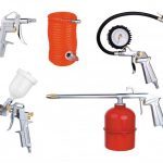 <a href="mailto:info.edilferrante@gmail.com?subject=NOL1033 Accessori compressore"><font color="green" size="6" ><u><strong>Richiedi Disponibilità</strong></u></font><br /></a>
CODICE NOLEGGIO
<font color="#0000FF">NOL1033</font>

<div align="center"><font color="#036">CONDIVIDI QUESTO ARTICOLO</font></div>
<div align="center"><a href="http://www.facebook.com/sharer/sharer.php?u=http://www.edilferrante.it/lista-noleggi/accessori-per-compressore/"><img src="http://www.edilferrante.it/wp-content/uploads/2013/09/106006_logo_512x512.png" alt="Condividi" width="64" height="64" class="alignnone size-full wp-image-3547" /></a></div>

<div align="center"><marquee onmouseover="this.stop()" direction="Left" scrollamount="5" onmouseout="this.start()" width="400" style="font-size: 10pt; font-weight:bold; color: #036; font-family: Georgia;"  height="40" bgcolor="#FFFFFF">Il prodotto originale potrebbe differire dall'immagine riportata. Tutti i prezzi si intendono iva esclusa.</marquee></div>