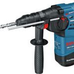 <a href="mailto:info.edilferrante@gmail.com?subject=NOL1078 Martello perforatore bosch gbh3-28"><font color="green" size="6" ><u><strong>Richiedi Disponibilità</strong></u></font><br /></a>
CODICE NOLEGGIO
<font color="#0000FF">NOL1078</font>
20 € al giorno
80 € a settimana 
180 € al mese
30 € week-end
<div align="center"><font color="#036">CONDIVIDI QUESTO ARTICOLO</font></div>
<div align="center"><a href="http://www.facebook.com/sharer/sharer.php?u=http://www.edilferrante.it/lista-noleggi/martello-perforatore-3/"><img src="http://www.edilferrante.it/wp-content/uploads/2013/09/106006_logo_512x512.png" alt="Condividi" width="64" height="64" class="alignnone size-full wp-image-3547" /></a></div>

<div align="center"><marquee onmouseover="this.stop()" direction="Left" scrollamount="5" onmouseout="this.start()" width="400" style="font-size: 10pt; font-weight:bold; color: #036; font-family: Georgia;"  height="40" bgcolor="#FFFFFF">Il prodotto originale potrebbe differire dall'immagine riportata. Tutti i prezzi si intendono iva esclusa.</marquee></div>
Martello perforatore
Bosch gbh3-28